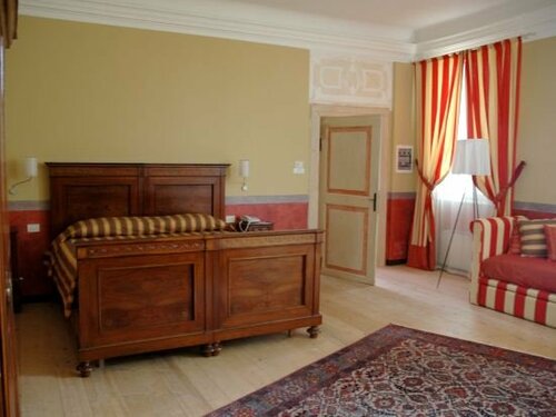Villa Dragoni, Buchen Sie Villa Buttrio Friaul-Julisch Venetien