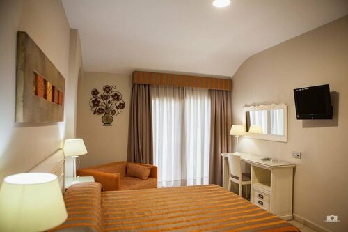 Hotel Versalles, Забронировать Отель Гранха де Рокамора Коста-Бланка