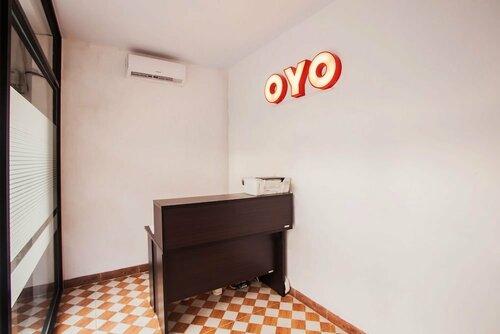 Hotel O Sutomo Inn, Book Hotel Hotels in Medan with Parking, Parking