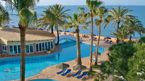 Dona Lola Sandra - Frontline beach house with full sea views within a short drive to Marbella  CS108, Забронировать Отель Отели Михас 3 звезды, 3*