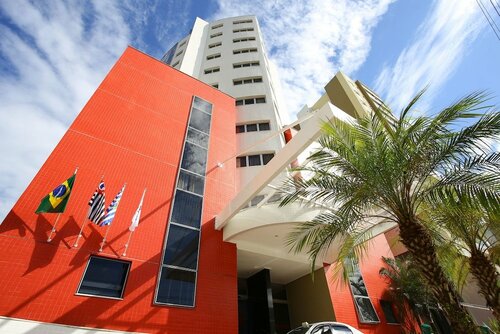 Faro Hotel Express, Забронировать Отель Отели в центре Сан-Жозе-дус-Кампуса с завтраком, отели в центре Сан-Жозе-дус-Кампуса с завтраком
