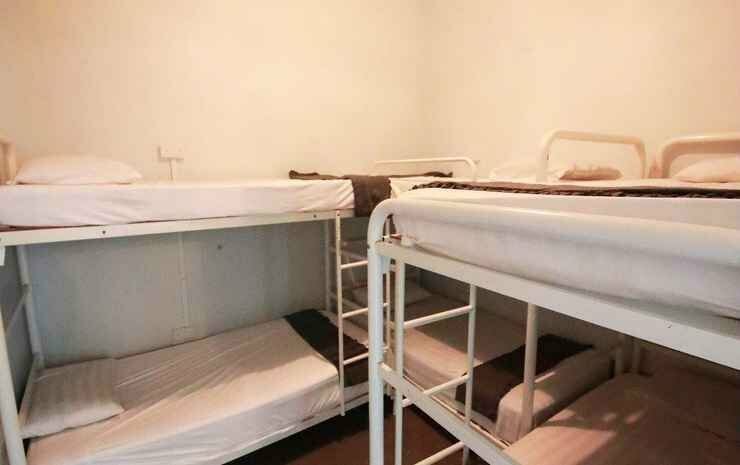 Moni Gallery Hostel
