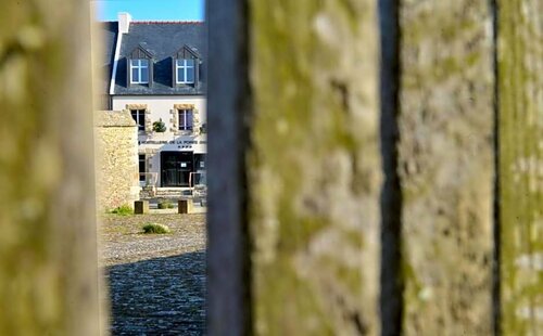 Hostellerie de la Pointe Saint-Mathieu - SPA & Restaurant, Забронировать Отель Отели Плугонвелен с парковкой, Парковка