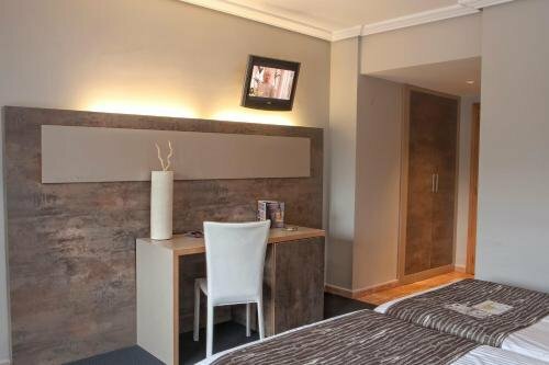 Hotel Spa El Muelle de Suances, Забронировать Курортный отель Отели Cantabria Coast 3 звезды, 3*