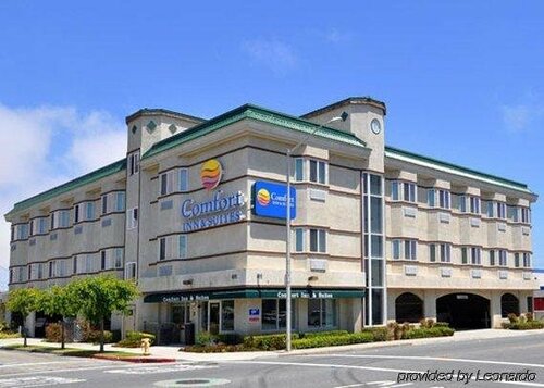 Comfort Inn & Suites San Francisco Airport West, Забронировать Отель Сан-Матео San Mateo County