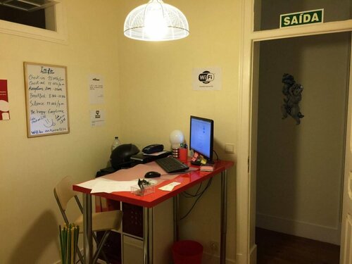 We Love Hostel, Забронировать Хостел Арроюш Лиссабон, рядом с Feira da Ladra