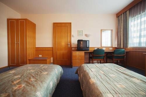 Garni Hotel Pristan, Забронировать Отель Отели Копер 4 звезды, 4*