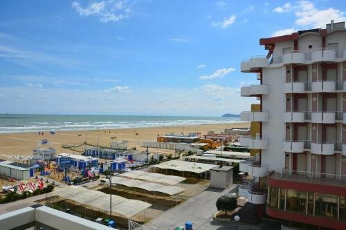 Hotel Vela dOro, Забронировать Отель Отели Риваззурра с завтраком, Завтраки