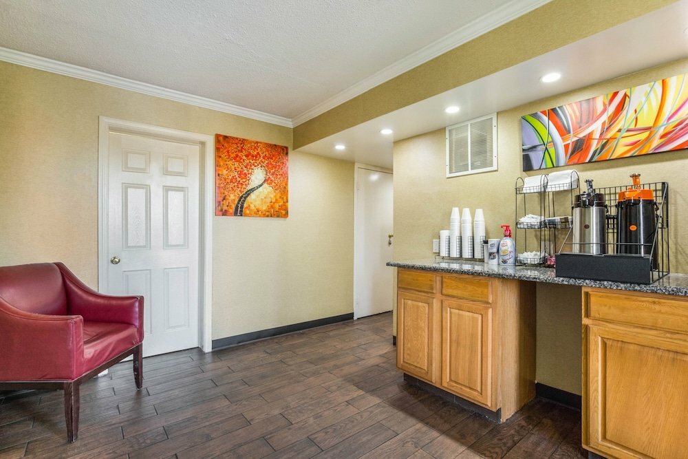 Red Roof Inn Cincinnati Airport – Florence Erlanger