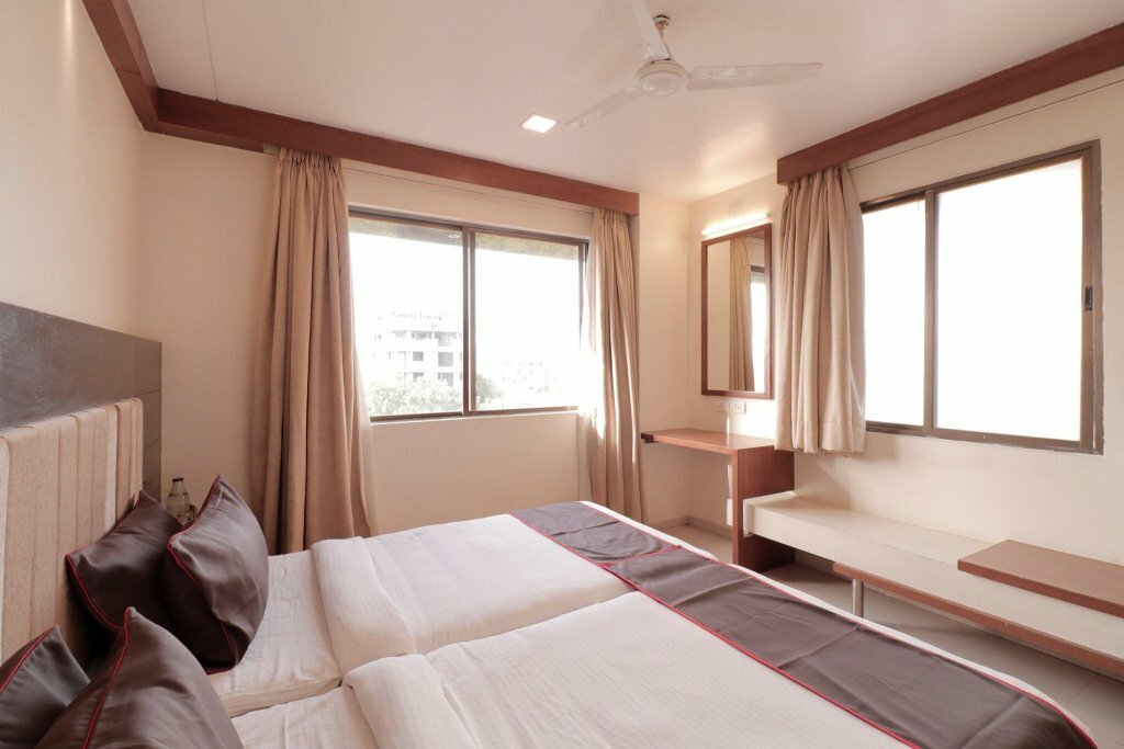 Super Townhouse Prahladnagar formerly Metro Inn