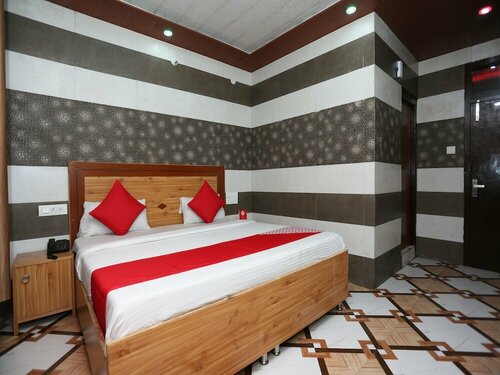 OYO 28835 Hotel Star, Забронировать Отель Касоль штат Химачал-Прадеш