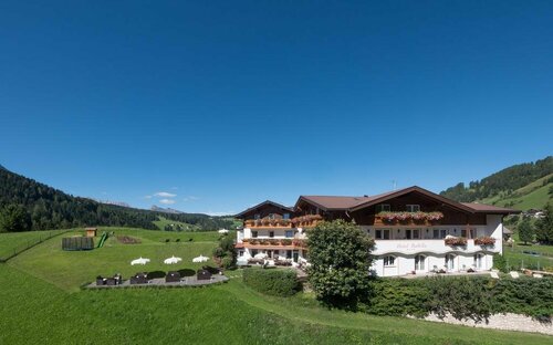 Hotel Rodella, Забронировать Отель Сельва-ди-Валь-Гардена Кортина-д'Ампеццо