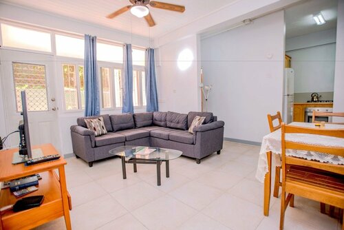 Bougainvillea Apartments, Buchen Sie Ferienwohnung Saint George St. George's