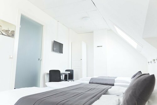 Hotel de la Bourse, Book Hotel Hotels in Limburg with a Pool, Swimming Pool