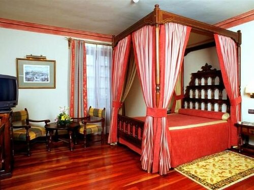 Parador de Calahorra, Забронировать Отель Калаорра Ла-Риоха