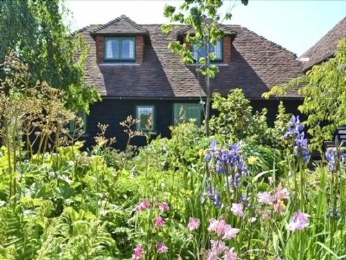 Thornden Farm, Забронировать Фермерский дом Отели Баттл с парковкой, Парковка