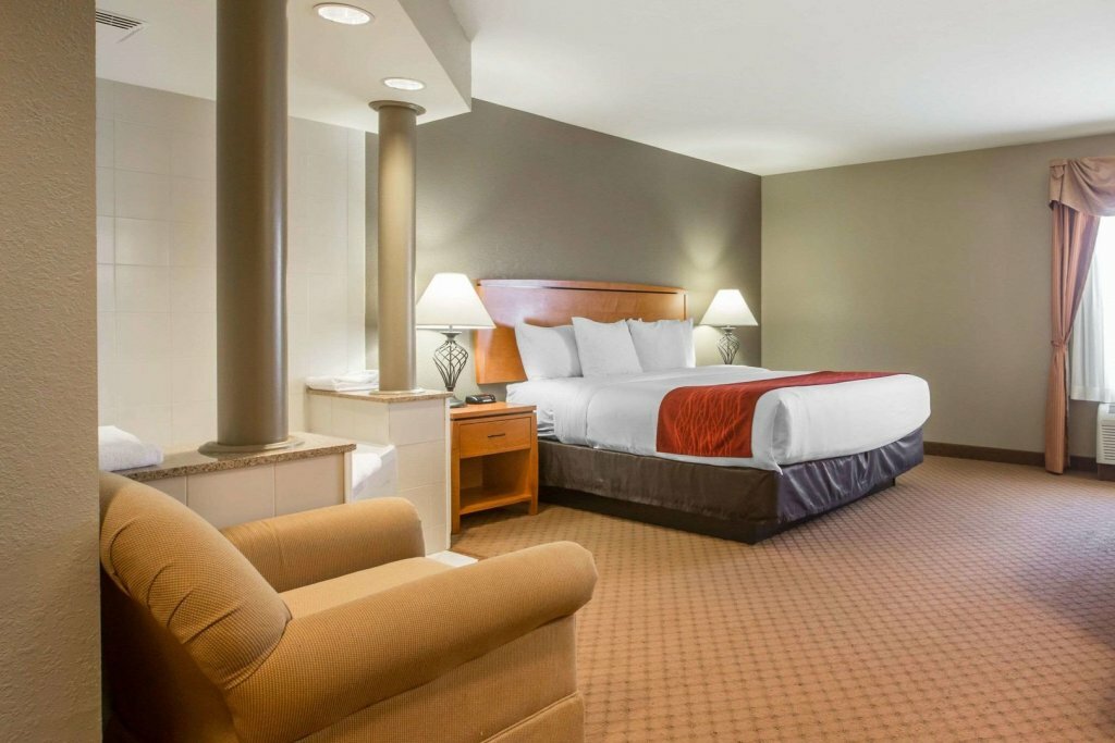 Holiday Inn Express & Suites Hawthorne Elmsford North by Ihg