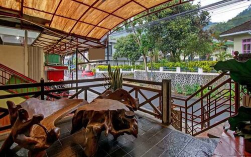 Super OYO 90031 Villa Papada, Prenota Villa Ville a Batu, Villa