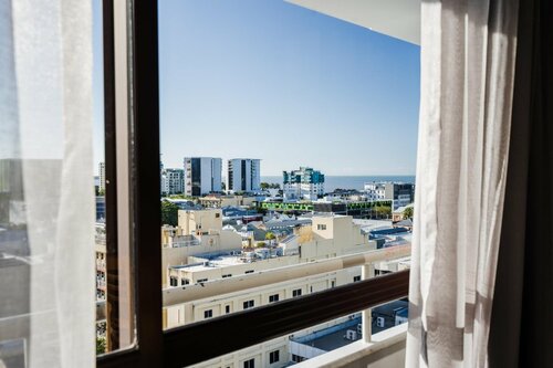 The Benson Hotel, Забронировать Отель Кэрнс Cairns and Northern Beaches