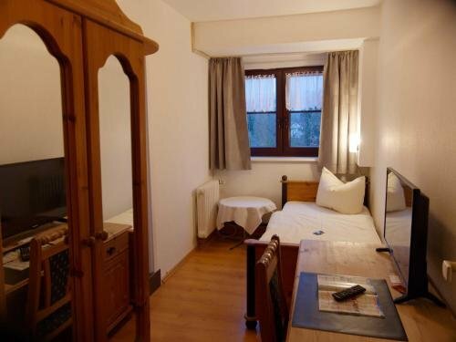 Gross Bültener Hof, Rezervovat Hotel Ilsede 