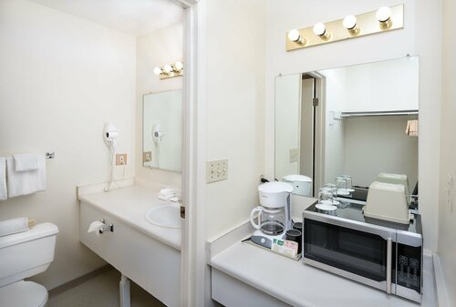 Cassandra Hotel, Забронировать Отель Ванкувер Lower Mainland British Columbia