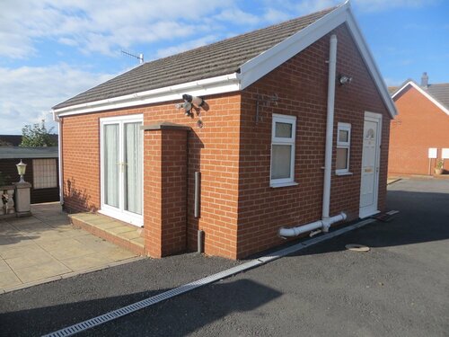 Four seasons Guest House, Book Guesthouse Burry Port Carmarthenshire