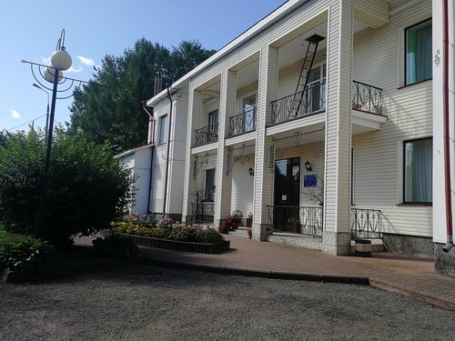 DUK (dom uchenyh-konsultantov) Hotel, Prenota Hotel Uglich 