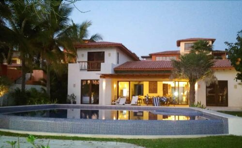 Villa Girasol by RNLR, Забронировать Вилла Виллы Бусериас, Вилла