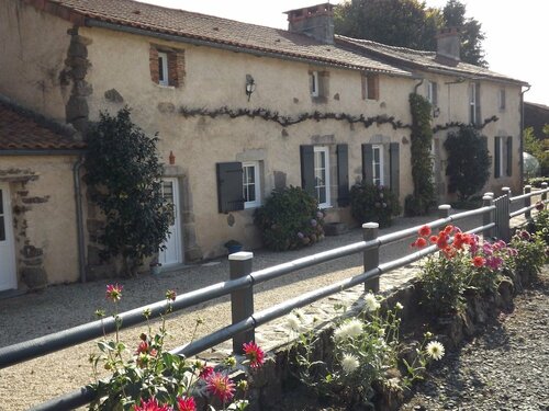 Chambres d'hotes cerizay, la gondromière