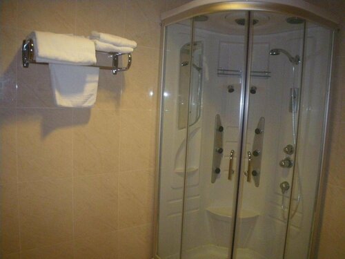 Duque De Osuna, Book Hotel  