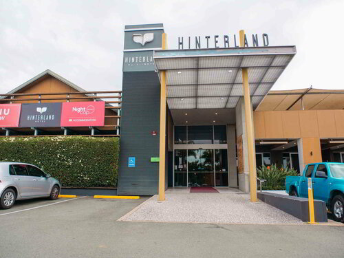 Hinterland Hotel Nerang, Rezervați Hotel Nerang Queensland