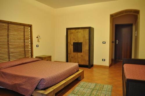 Kalamarina Rooms, Забронировать Отель «постель и завтрак» La Kalsa Палермо