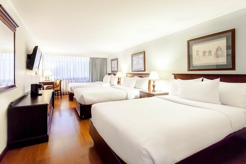 Radisson Bogota Metrotel, Забронировать Отель СПА-отели Богота, рядом с Hilos Magicos Theatre, SPA-услуги