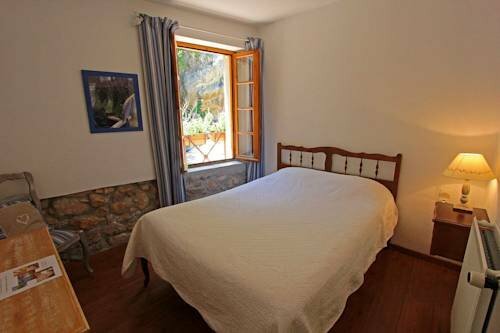 Auberge du Vieux Moulin, Забронировать Отель Дюйак 
