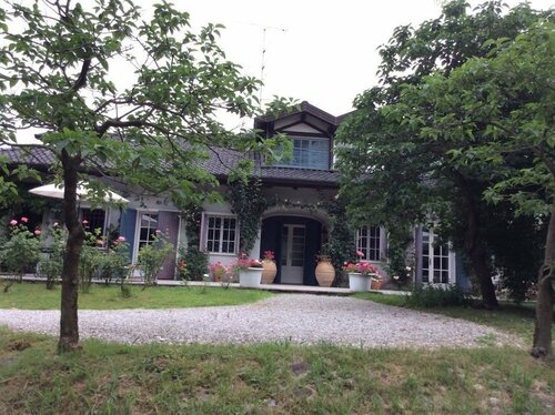 B&B Le Querce, Book Bed and Breakfast Hoteller i Udine Area med pool, Swimmingpool