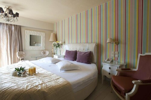 The Crystal Blue Hotel, Забронировать Отель Глифада Афины