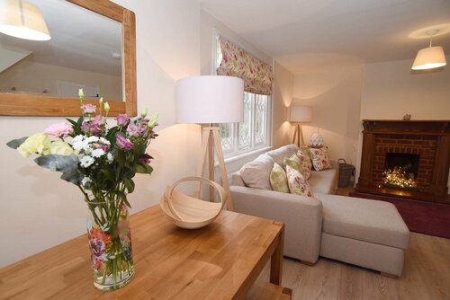 Fuller's Hill Cottages, Rezervați Hotel Hoteluri de afaceri în Merseyside, 4* 5*