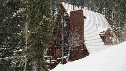 White Pines 4-BD Cabin in the Woods -- Easy Access in Summit Park, Забронировать Дом для отпуска Отели Брайтона с парковкой, Парковка