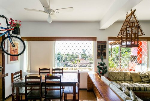 Casa com vista incrível da praia, Забронировать  Отели Сан-Паулу с парковкой, Парковка