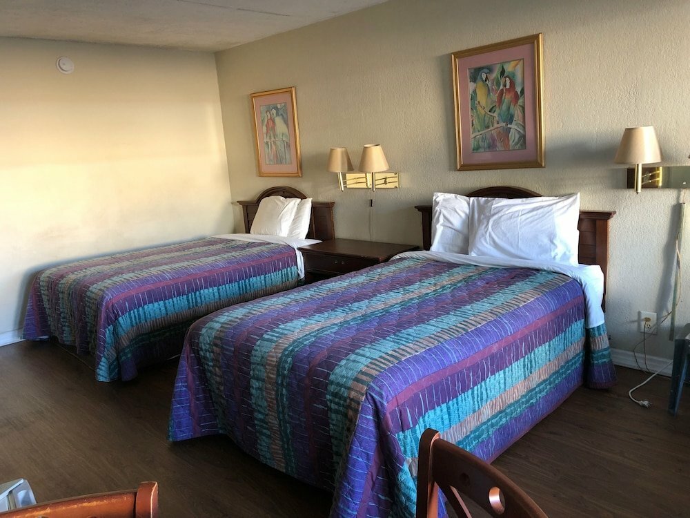 Rainbow Court Annex Motel