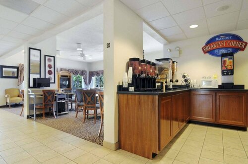 Baymont Inn and Suites Tallahassee, Book Mini-hotel Hoteller i Panhandle Florida med pool, Swimmingpool