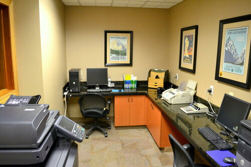 Holiday Inn Express & Suites Bozeman West by IHG, Забронировать Отель Бозман Bridger Bowl