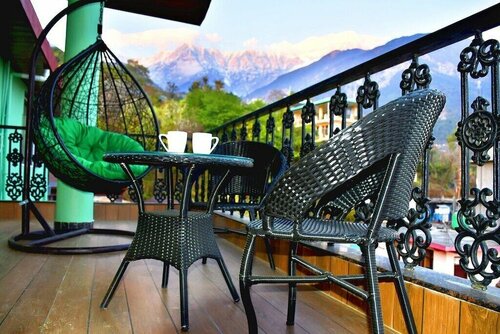 The Atman Dharamshala by Leisure Hotels, Забронировать Курортный отель Отели Дхармсала с завтраком, Завтраки