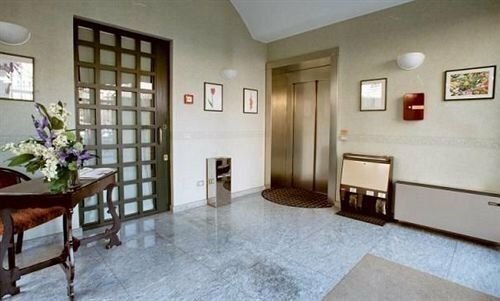 Residence Cimarosa, Buchen Sie Hotel Messe Fiera Milano Mailand, in der Nähe von U-Bahnstation Pagano