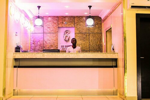 Six Diamond Hotel, Varaa Hotelli Ikeja Lagos