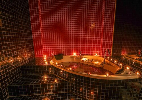Golden Hotel, Rezerwuj Hotel Hai Ba Trung 
