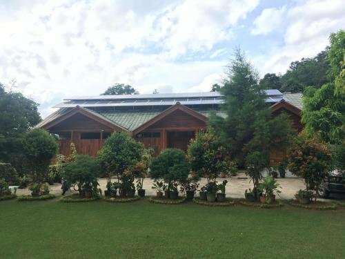 Shashilka Le Chalet, Забронировать Шале Отели Округа Галле с парковкой, Парковка