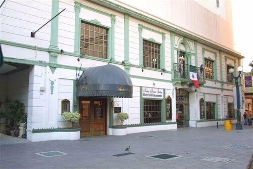 Rose Hotel, Забронировать Отель Отели в центре Монтеррей с завтраком, отели в центре Монтеррей с завтраком
