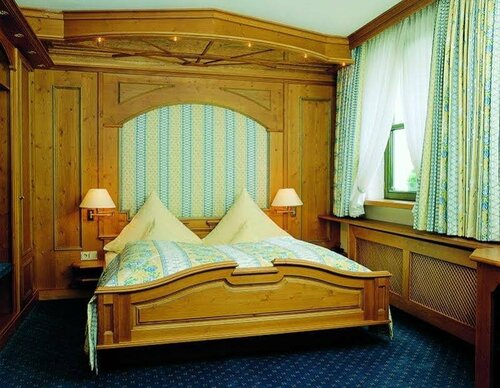 Hotel Augsburger Hof, Забронировать Отель Отели Аугсбург с завтраком, рядом с Brechthaus, Завтраки