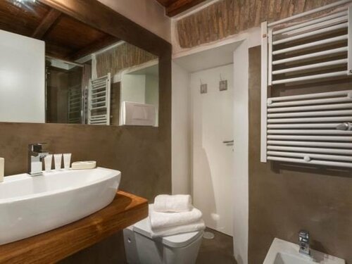 Vic Colosseo, Book Hotel Monti Rom